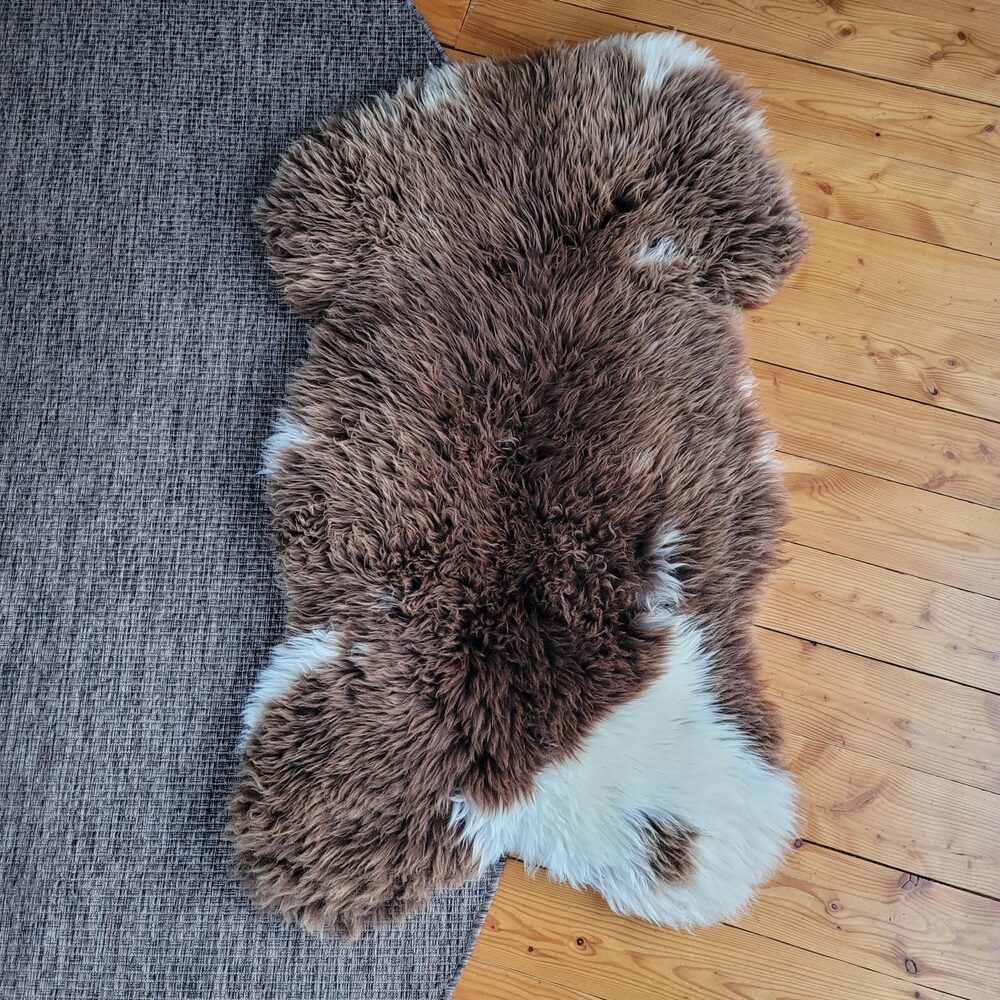 XL Dense Plush Genuine Holland Sheepskin  53" x 28" - Picture 3 of 5